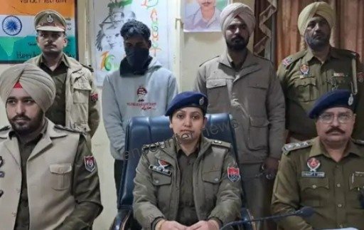 Kapurthala News : सोने के गहनों और डॉलर सहित चोर काबू