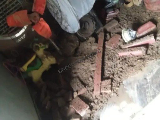 Kapurthala News : घर की गिरी छत, मां-बेटा गंभीर घायल