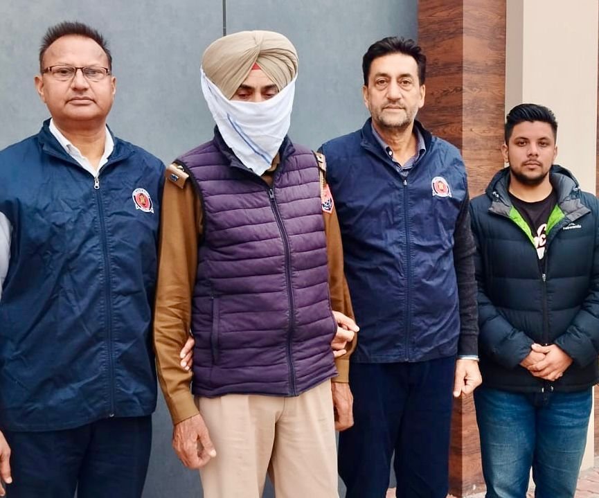 Punjab News: रिश्वत लेता ASI रंगे हाथों गिरफ्तार