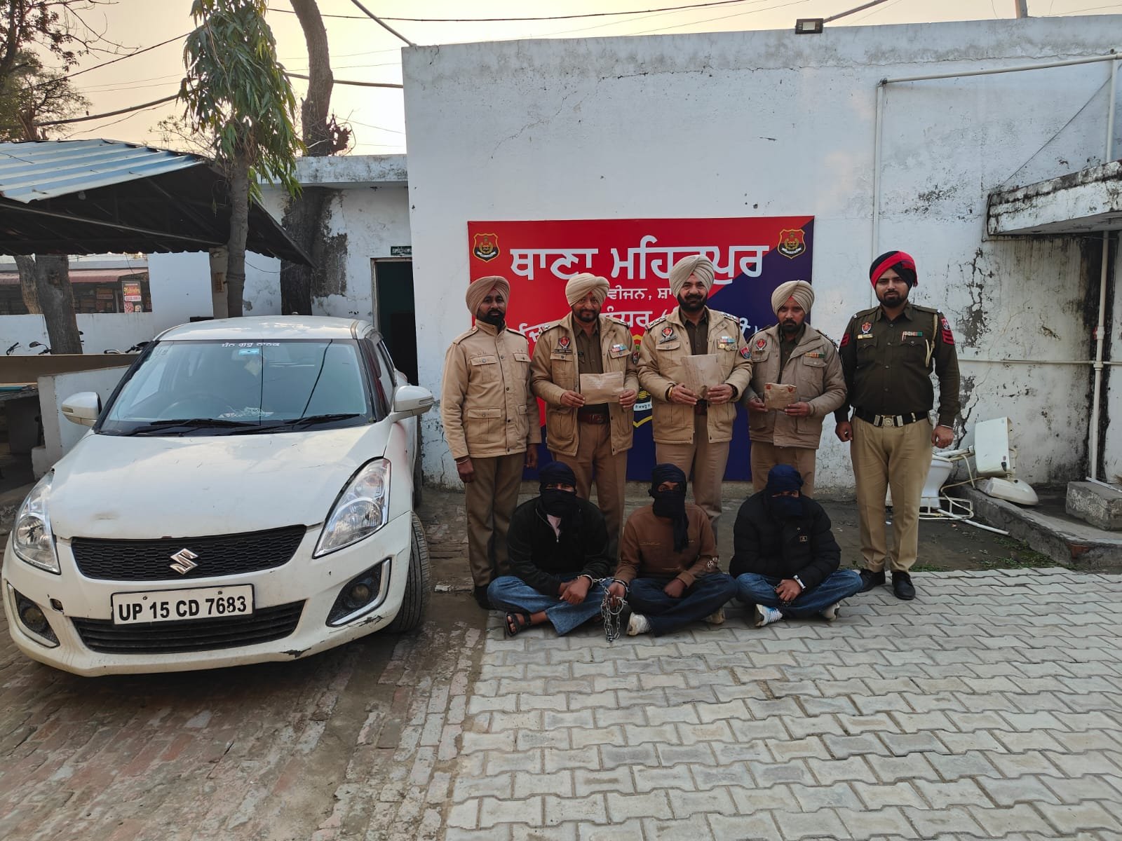 Jalandhar News: हैरोइन व स्विफ्ट कार सहित 3 गिरफ्तार, देखें वीडियो