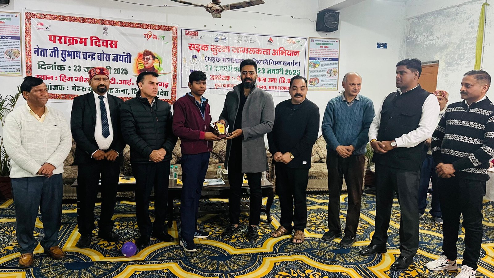 सड़क सुरक्षा अभियान के तहत जागरूकता शिविर आयोजित