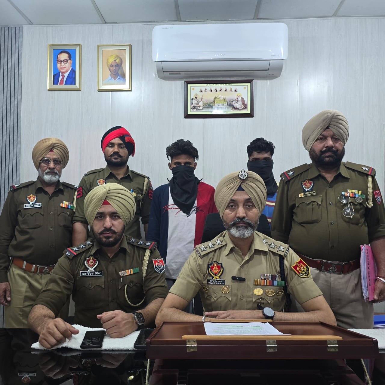 Jalandhar News: दो वाहन चोर गिरफ्तार, ट्रॉली-ट्रैक्टर और दो बाइक बरामद, देखें वीडियो Jalandhar News: दो वाहन चोर गिरफ्तार, ट्रॉली-ट्रैक्टर और दो बाइक बरामद, देखें वीडियो