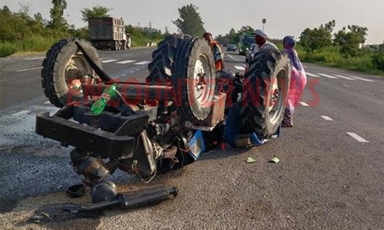 Jalandhar-Pathankot National Highway पर ट्रैक्टर और टिप्पर की टक्कर में एक की मौत