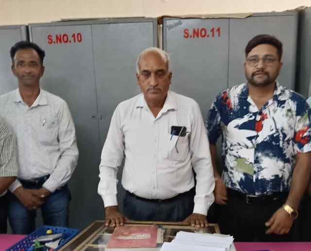 शिक्षा विभाग में पदोन्नति के बाद बलराम शर्मा सुपरिटेंडेंट के पद पर नियुक्त