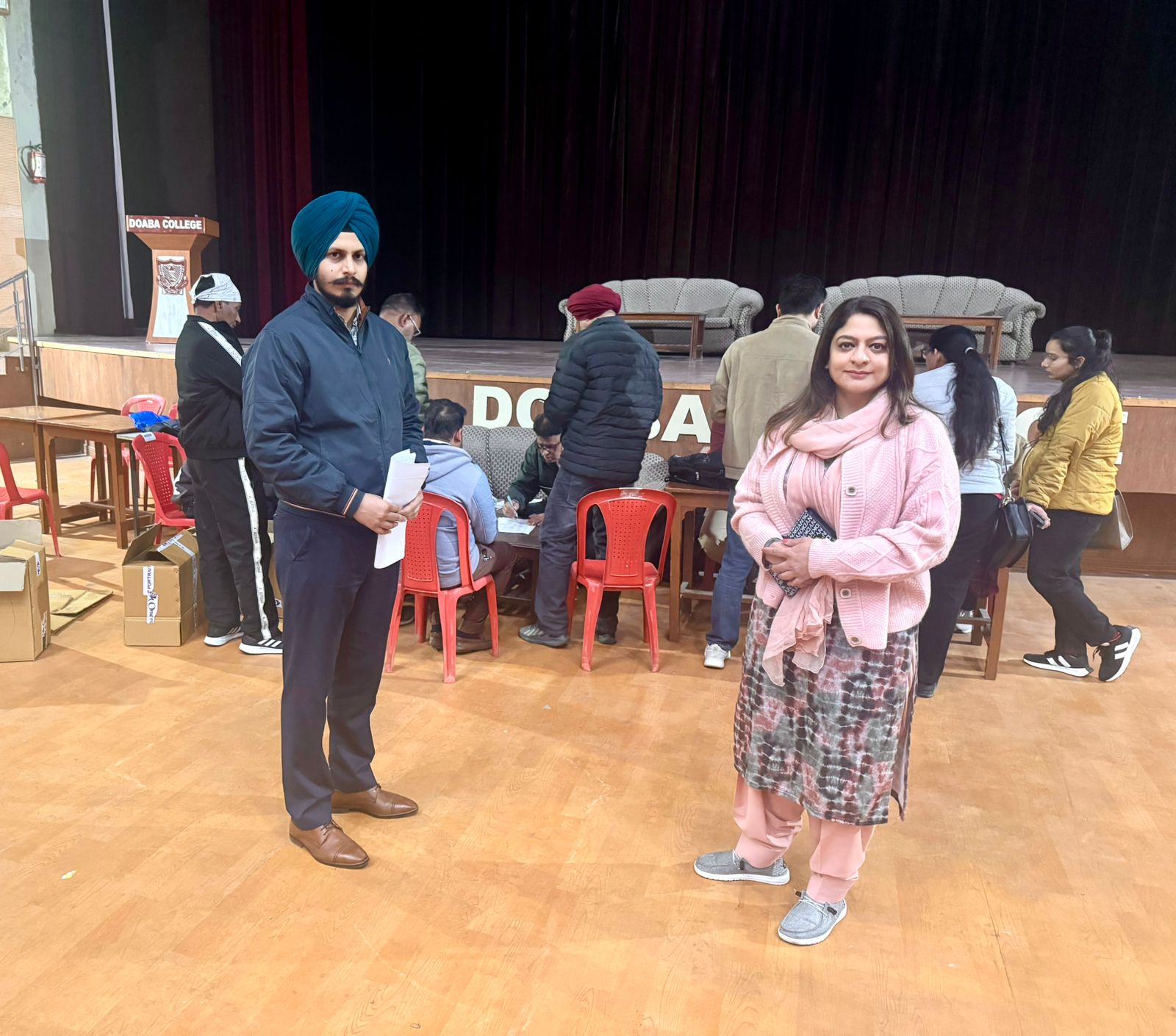 Jalandhar News : चुनाव ऑब्जर्वर ने कलेक्शन केंद्रों का लिया जायजा