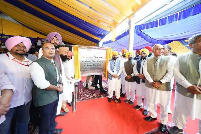 हम सरकारी स्कूलों के शिक्षकों को ट्रेनिंग के लिए विदेश भेज रहे हैं ताकि हमारे बच्चों को पढ़ाई के लिए विदेश न जाना पड़े: Cm Mann