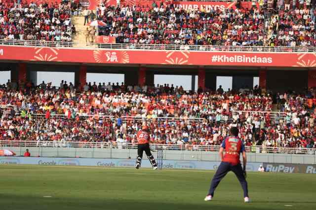 पंजाब ने IPL के इस सीजन का जीता तीसरा मैच, टीम ने वृंदावन पीड़ितों को दी श्रद्धांजलि