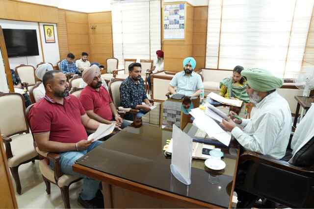 वित्त मंत्री हरपाल सिंह चीमा द्वारा कर्मचारी यूनियनों के मुद्दों के समाधान के लिए महत्वपूर्ण बैठकें