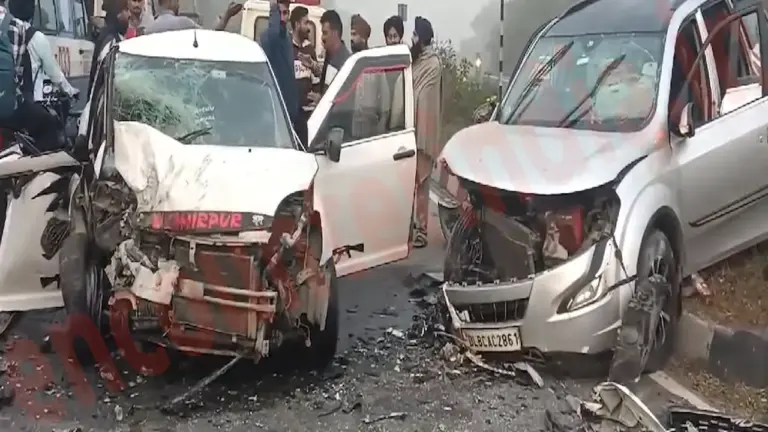 Punjab News:  XUV और Swift में हुई भीषण टक्कर में एक की मौत, 3 घायल, देखें वीडियो