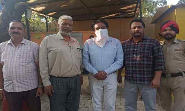 Punjab News: 5 हजार रुपए रिश्वत लेता प्राइवेट व्यक्ति गिरफ्तार