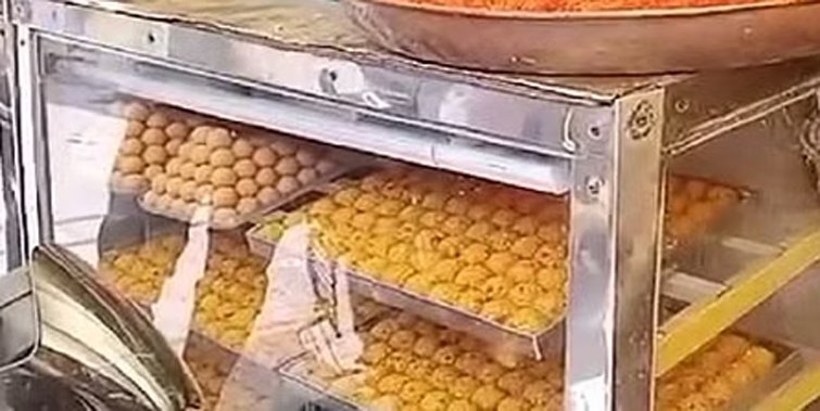 Punjab News: मिठाई खाने से परिवार के 6 सदस्यों की बिगड़ी तबीयत