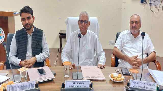 ज़िला परिषद ऊना की त्रैमासिक बैठक संपन्न, विकास कार्यों में समन्वय, पारदर्शिता और जनहित पर दिया विशेष बल