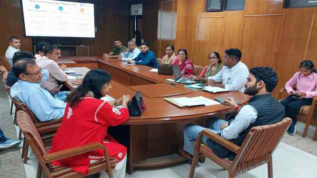 मेरा युवा भारत की जिला सलाहकार समिति की बैठक आयोजित