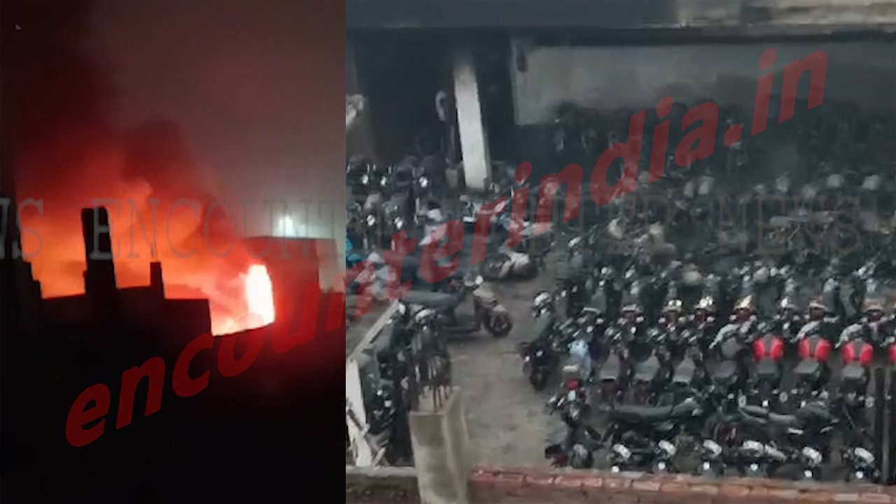 Punjab News : TVS के शोरूम में लगी भीषण आग, देखें वीडियो