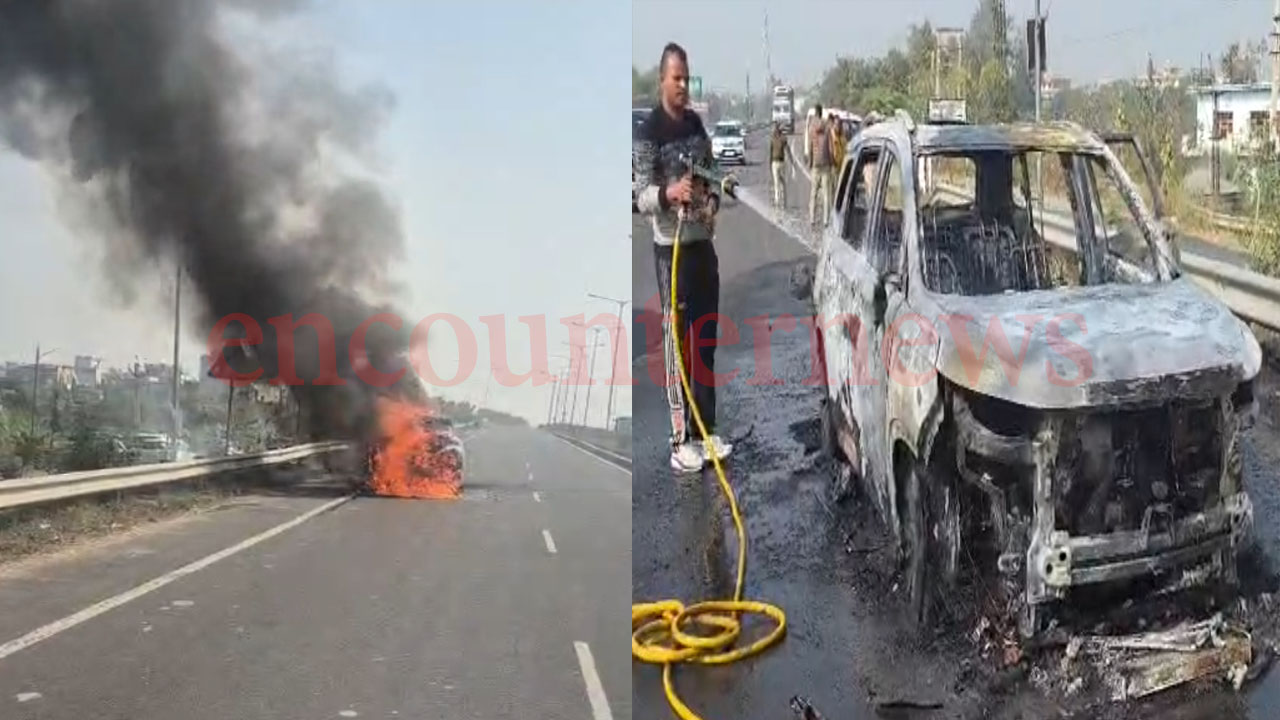 National Highway पर चलती MG Hector Car में लगी आग, जलकर हुई खाक, देखें वीडियो