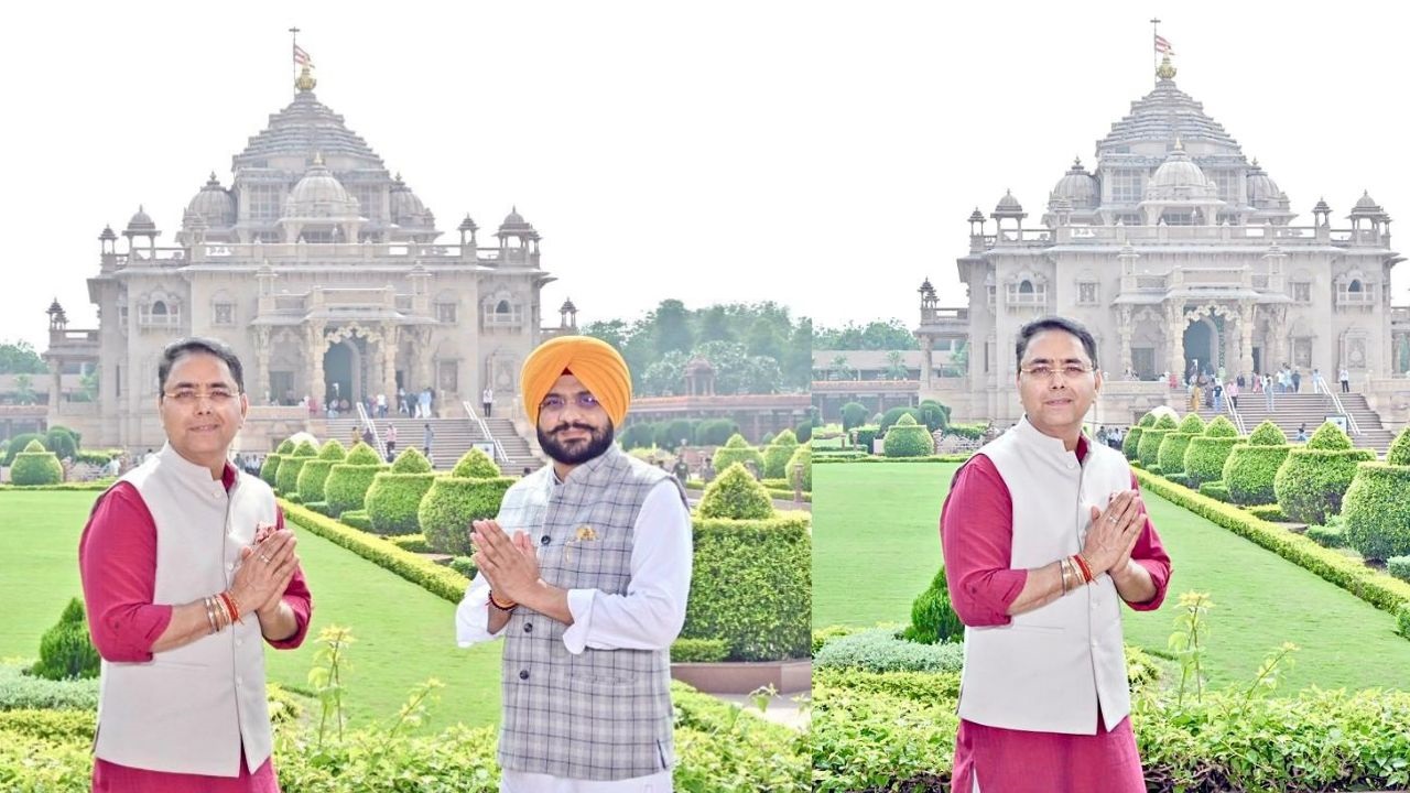 स्वामीनारायण अक्षरधाम मंदिर पहुंचे कैबिनेट मंत्री अमन अरोड़ा और तरुनप्रीत सिंह सौंद, पंजाब की शांति के लिए की अरदास