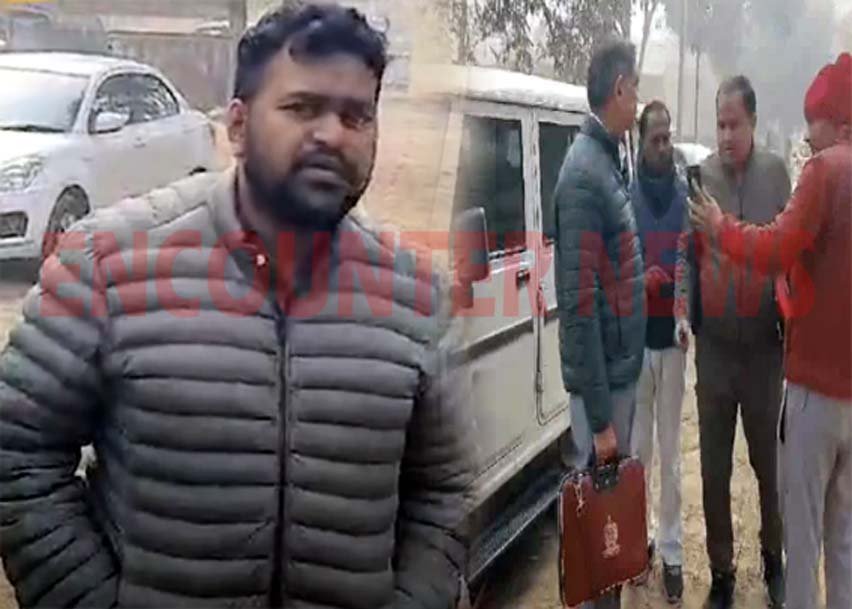 1.40 लाख रुपए रिश्वत लेते ETO ऑफिसर गिरफ्तार