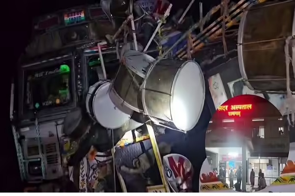Van और Truck की टक्कर, बैंड बाजों वाले 7 लोगों की मौत