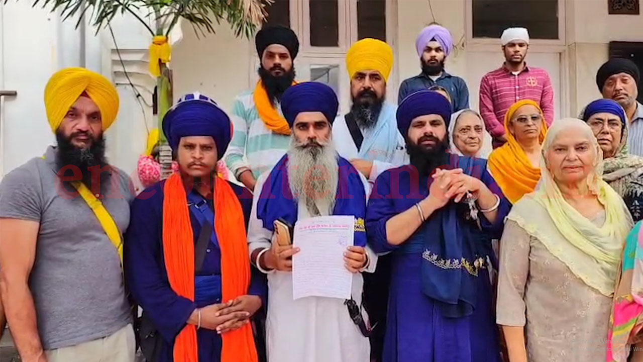 Punjab News: गुरुद्वारे में बेअदबी की घटना को लेकर भारी रोष, श्री अकाल तख्त साहिब को सौंपा मांग पत्र, देखें वीडियो