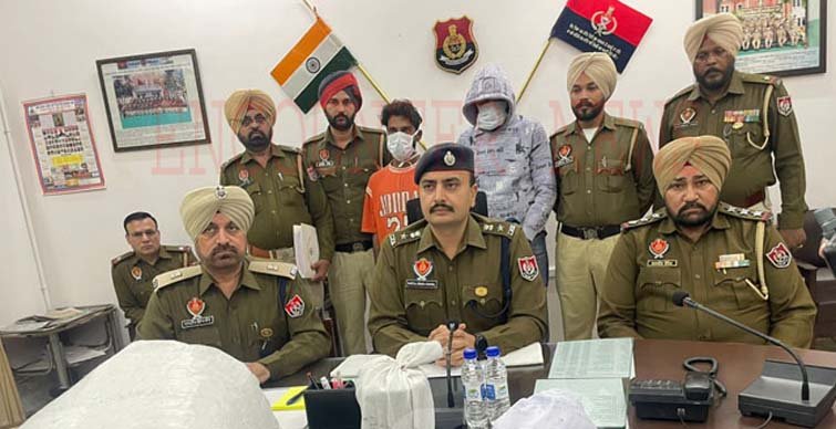 Punjab News: 1.20 किलो हेरोइन, 4.15 लाख की ड्रग मनी सहित 2 तस्कर गिरफ्तार