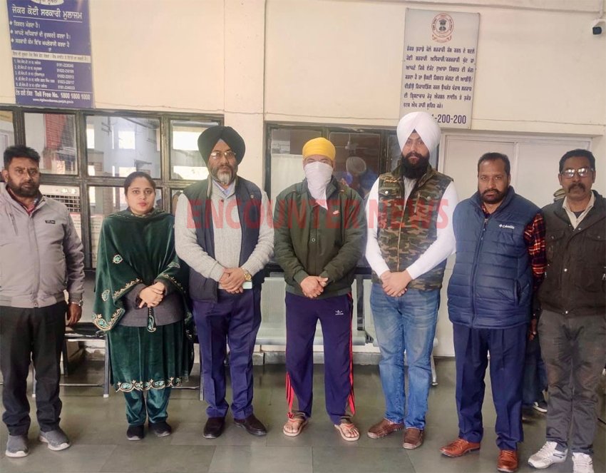 Jalandhar News: मीटर लगाने को लेकर रिश्वत लेता PSPCL कर्मचारी गिरफ्तार