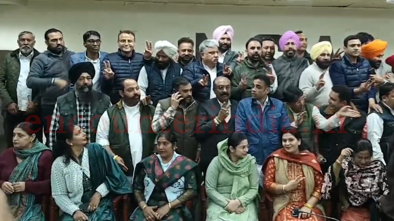 Punjab News: 41 कांग्रेसी पार्षदों ने प्रशासन पर लगाए गंभीर आरोप, देखें वीडियो