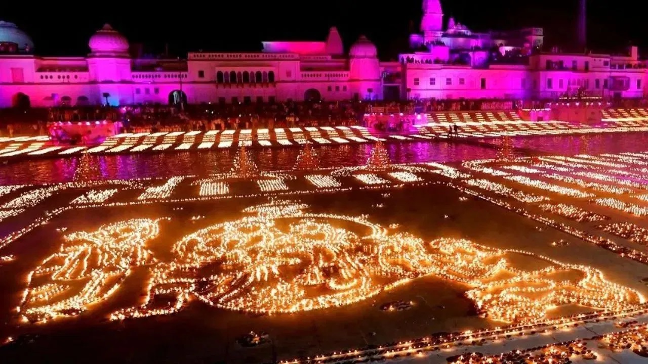 Ayodhya दीपोत्सव में फिर टूटा श्रद्धालुओं का रिकॉर्ड, सरयू नदी के घाट पर जलेंगे दीपक