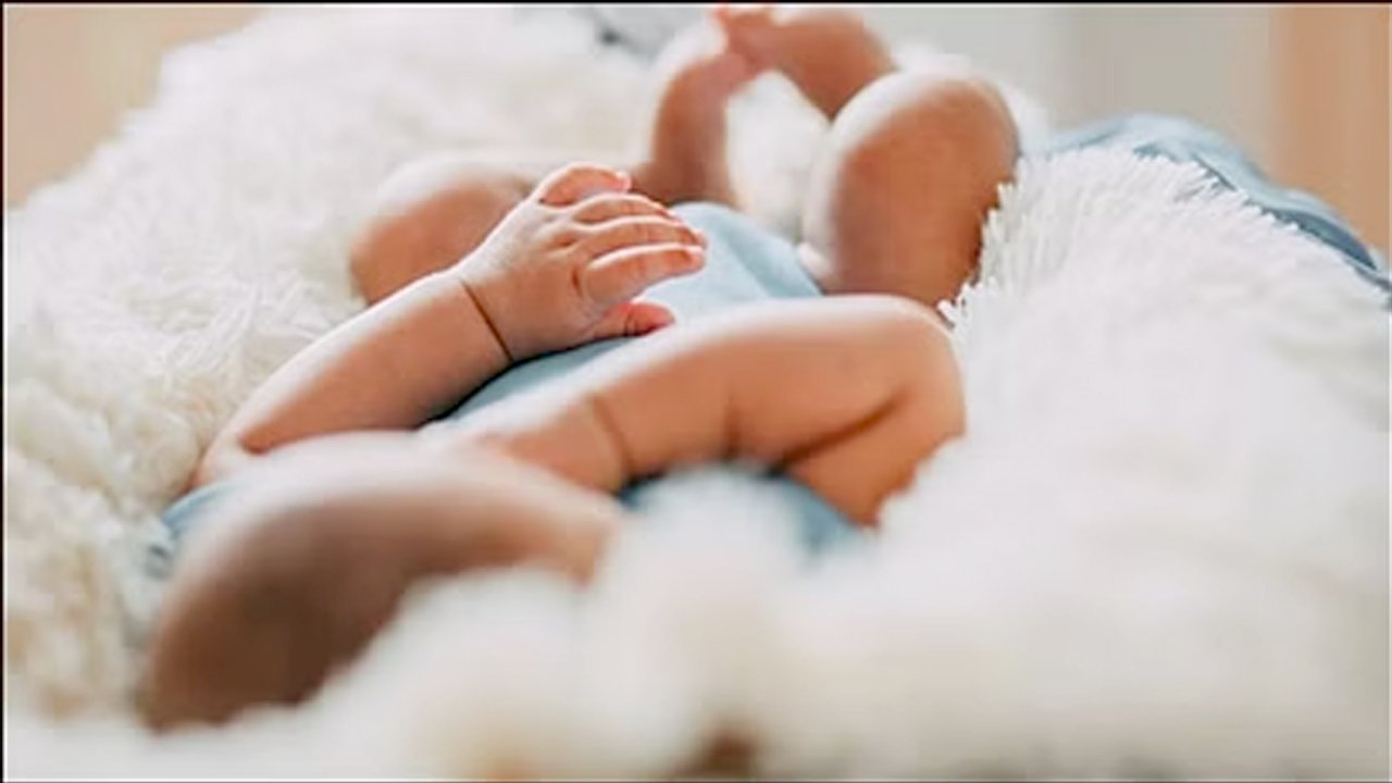 बेटे का नाम रखने पर कोर्ट तक पहुंचा मामला