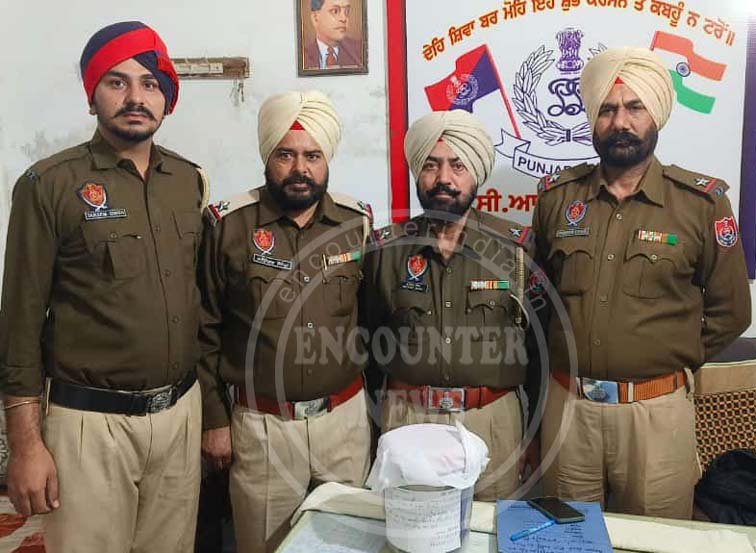 Punjab News: Railway Station पर लावारिस बैग से निकले हथियार, फैली दहशत