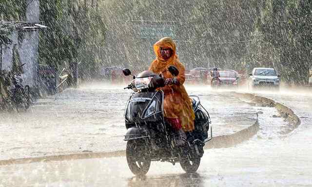 भारी वर्षा को लेकर मौसम विभाग ने जारी किया अलर्ट