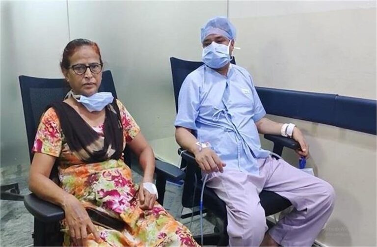 रक्षाबंधन पर बहन ने दिया भाई को तोहफा