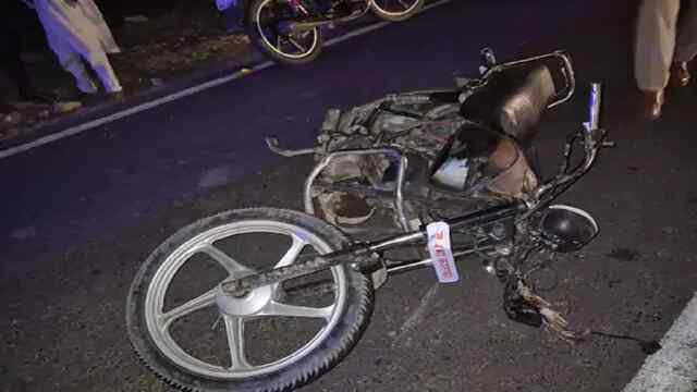 अज्ञात वाहन ने बाइक सवार युवक को मारी जोरदार टक्कर, मौके पर मौत
