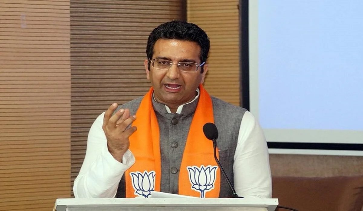 कोलकाता डॉक्टर रेप-मर्डर केसः भाजपा प्रवक्ता ने सीएम ममता बनर्जी को लेकर दिया बड़ा बयान