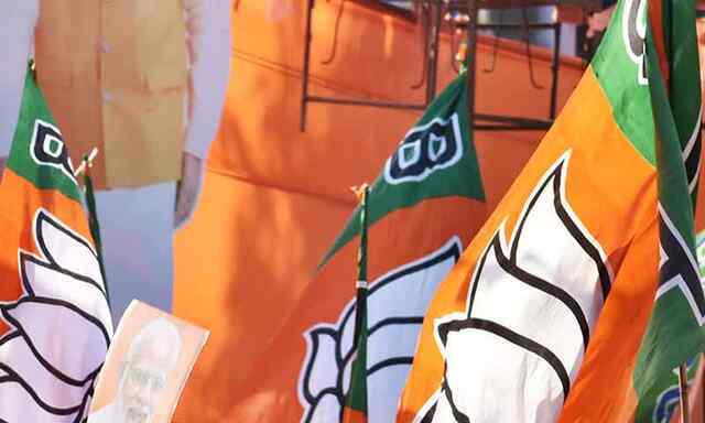BJP का बड़ा एक्शन, 32 कार्यकर्ताओं को पार्टी से किया सस्पेंड, जानें वजह