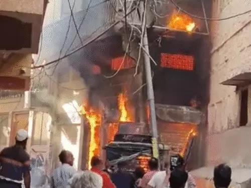 Gas Cylinder में ब्लास्ट, 14 महीने के बच्चे समेत 2 की मौत, 14 झुलसे