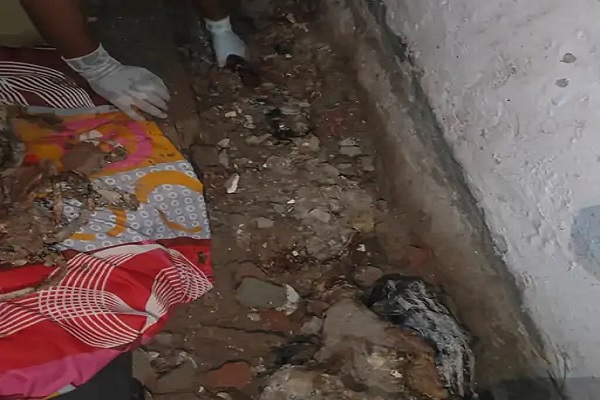 पति को नींद की गोलियां खिलाकर मारा, बाथरूम में दफनाया शव, कहा- शराब पीकर मारता था