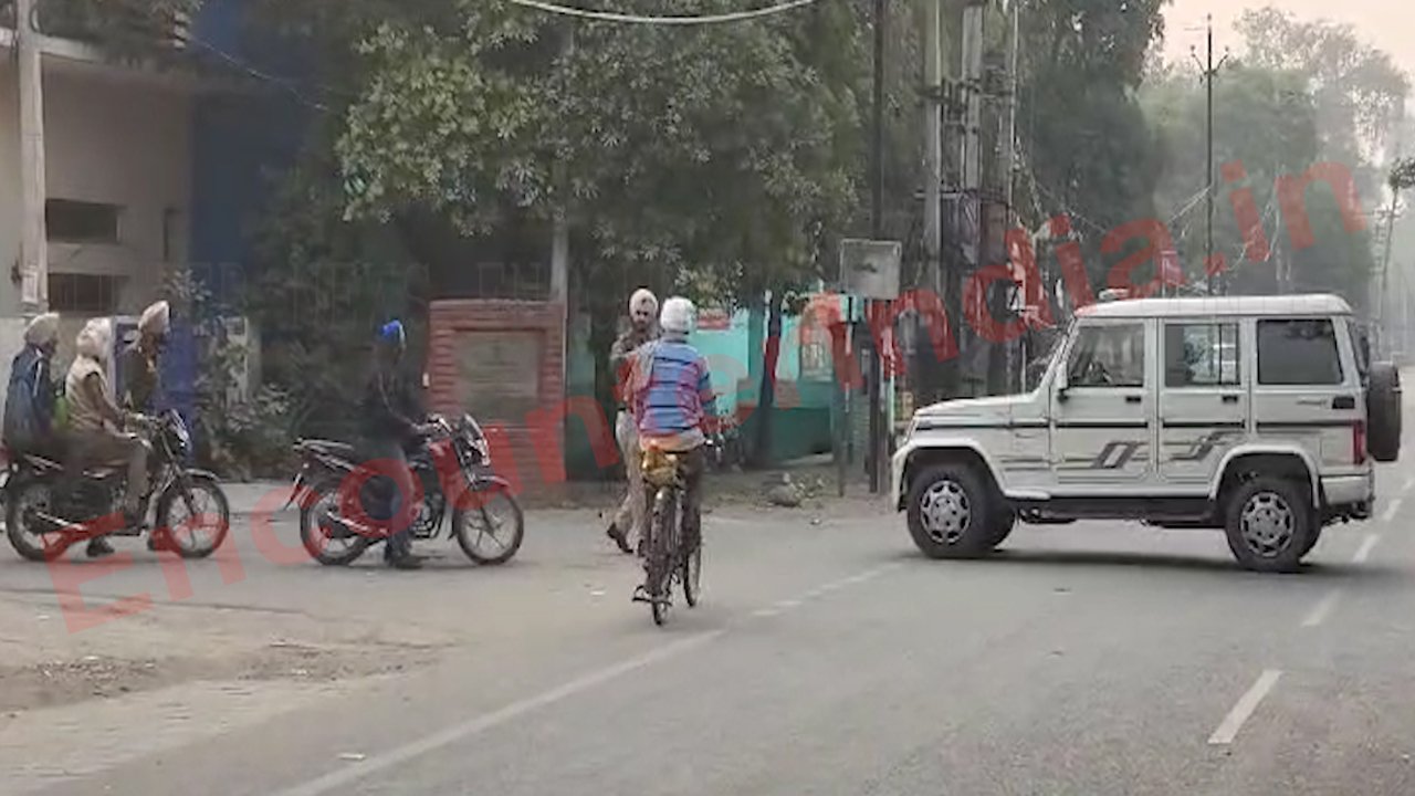 Punjab News : थाने के बाहर मिली बमनुमा चीज, मचा हड़कंप, देखें वीडियो