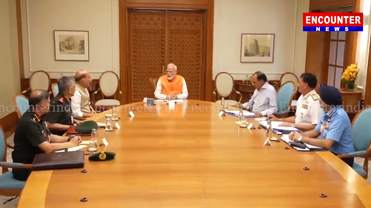 अब होगा आतंकवाद का खात्मा, PM Modi ने सेना को दिए ये आदेश, देखें वीडियो