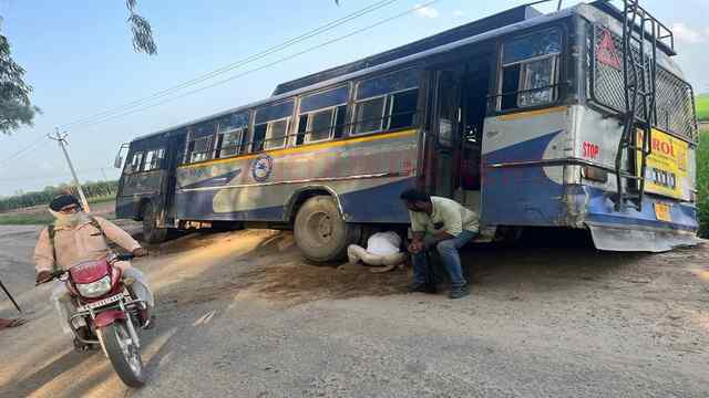Punjab News: हादसे का शिकार हुई सवारियों से भरी PRTC Bus