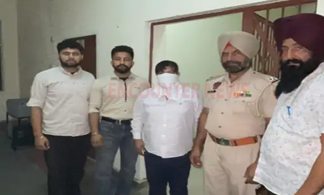 Punjab News: SHO के नाम पर 5 लाख की रिश्वत लेता आरोपी गिरफ्तार
