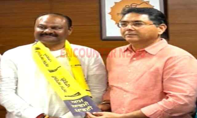 Jalandhar News: BJP को झटका, सीनियर नेता AAP Party में शामिल