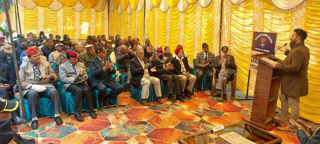 सैनिकों व उनके आश्रितों की समस्याओं के समाधान के लिए प्रशासन प्रतिबद्ध : उपायुक्त