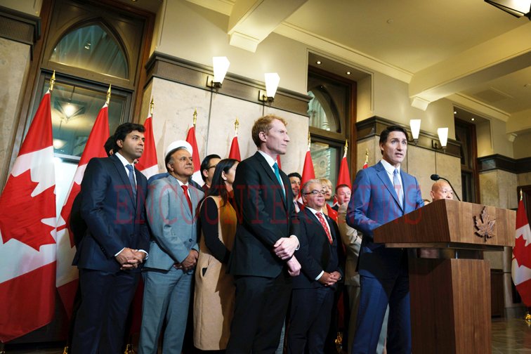 Students को बड़ा झटकाः एक्शन में Canada सरकार, Immigration Policy में अहम बदलाव का ऐलान