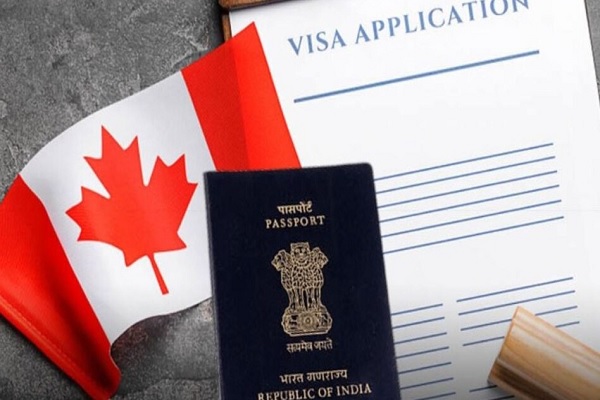 Canada सरकार का लोगों को झटका, फैमिली स्पॉन्सरशिप पर लगाई रोक