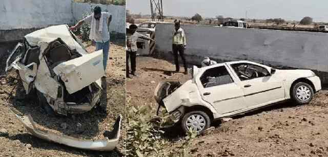 अनियंत्रित कार Divider से टकराई, 4 की मौत, 3 घायल