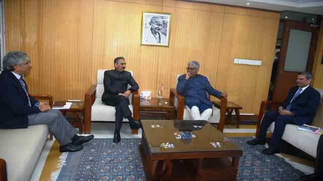 मुख्यमंत्री सुक्खू ने केंद्रीय पर्यावरण, वन एवं जलवायु परिवर्तन मंत्री से की भेंट, रखी ये मांग