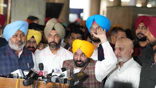 CM Mann ने BJP पर साधा निशाना, FIR दर्ज करना लोकतंत्र का गला घोंटने की कोशिश