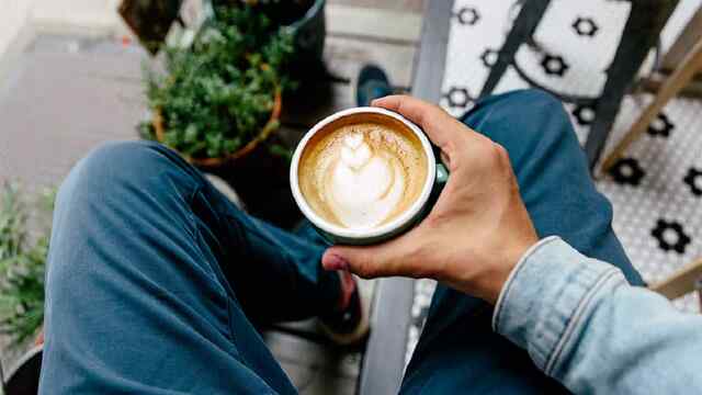 क्या दिन में 2 कप Coffee पीने से कम होगा Heart Problems का खतरा? जानें