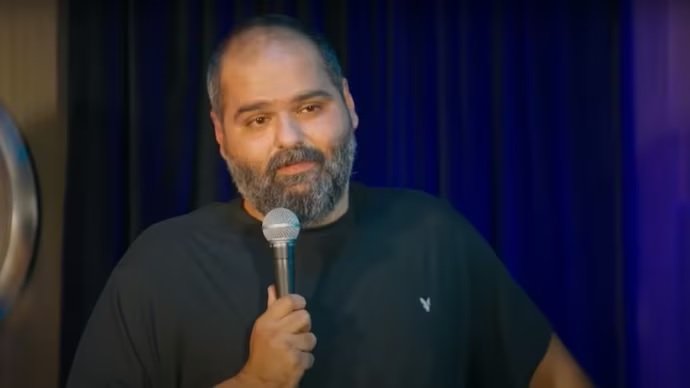 Parody Song विवाद पर Comedian Kunal का आया Reaction Parody Song विवाद पर Comedian Kunal का आया Reaction
