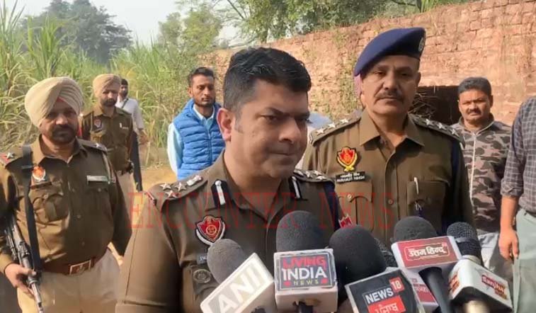 Jalandhar Crime News: पुलिस और बदमाशों में गोलियां चलने के मामले में CP Swapan Sharma का आया बयान, देखें वीडियो